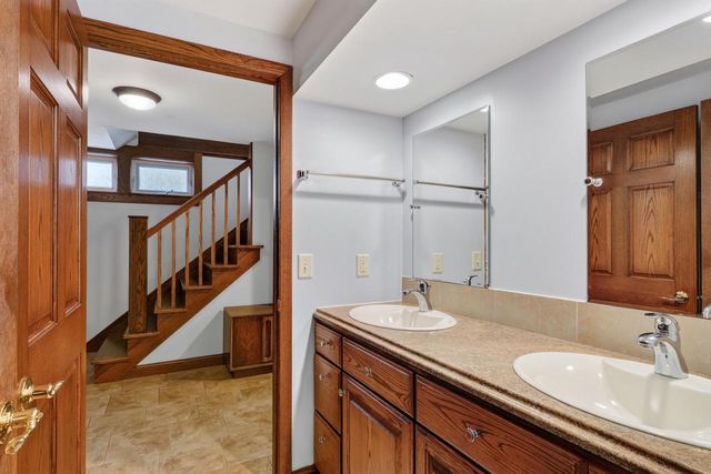 1233 E Johnson Street, Madison, WI 53703