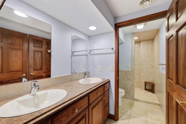 1233 E Johnson Street, Madison, WI 53703