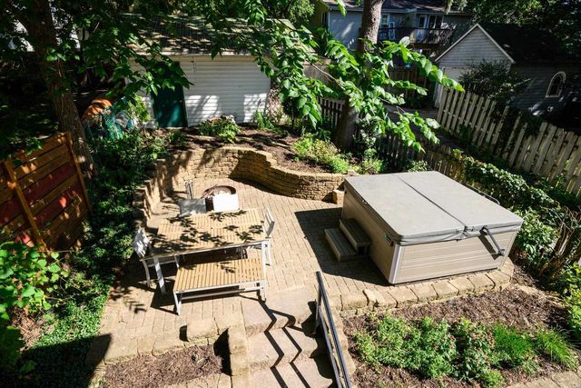 1233 E Johnson Street, Madison, WI 53703