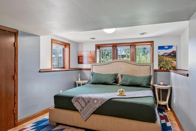 1233 E Johnson Street, Madison, WI 53703
