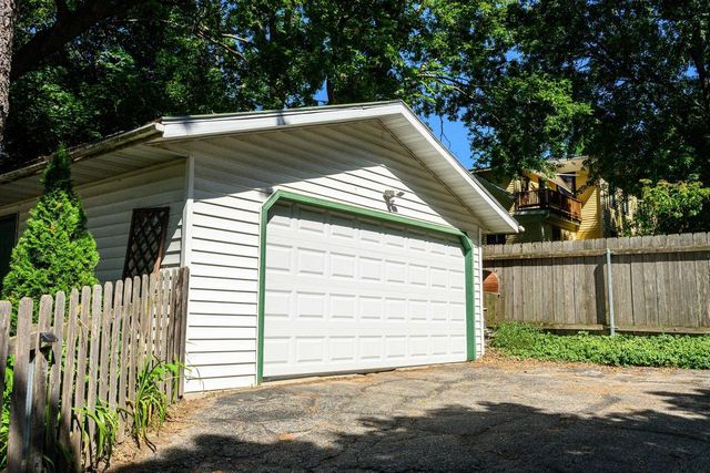 1233 E Johnson Street, Madison, WI 53703