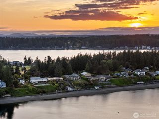 7342 Huckleberry Road NW, Olympia, WA 98502
