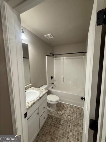 4157 Shoals Lane, Union City, GA 30291