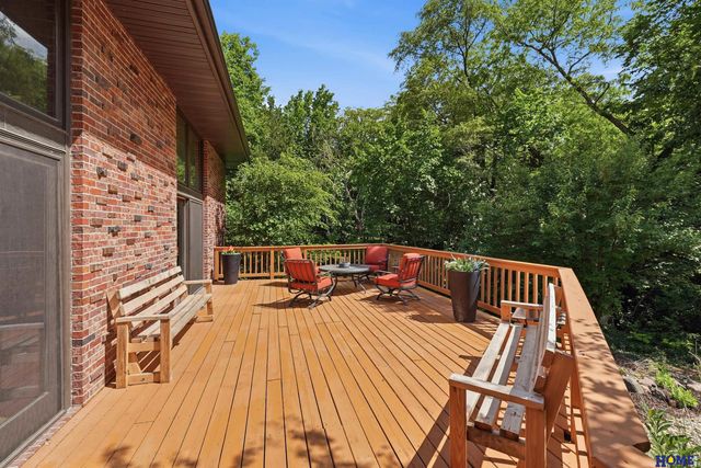 5201 Cavvy Road, Lincoln, NE 68516