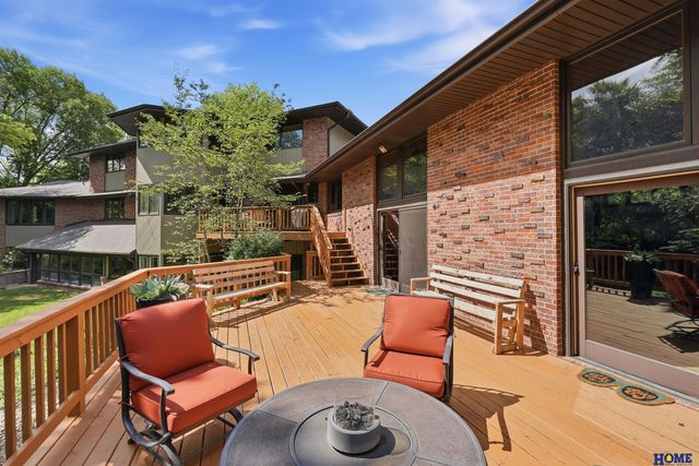 5201 Cavvy Road, Lincoln, NE 68516