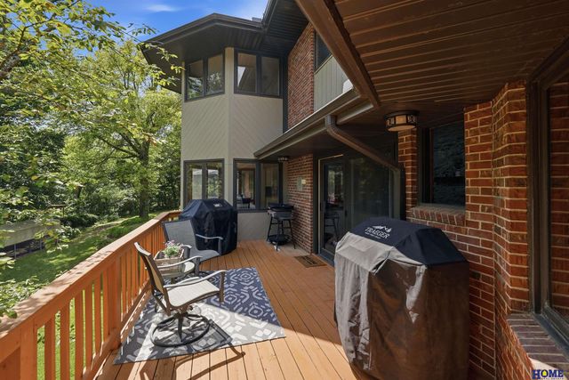 5201 Cavvy Road, Lincoln, NE 68516