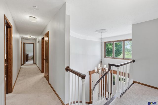 5201 Cavvy Road, Lincoln, NE 68516