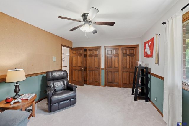 5201 Cavvy Road, Lincoln, NE 68516