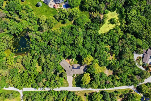 5201 Cavvy Road, Lincoln, NE 68516