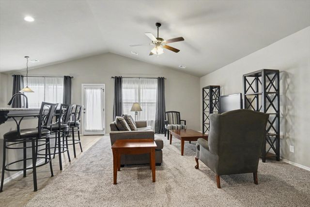8929 S 254th East Avenue, Broken Arrow, OK 74014