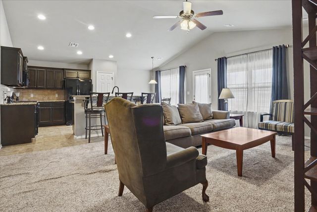 8929 S 254th East Avenue, Broken Arrow, OK 74014