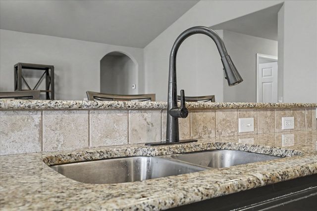 8929 S 254th East Avenue, Broken Arrow, OK 74014