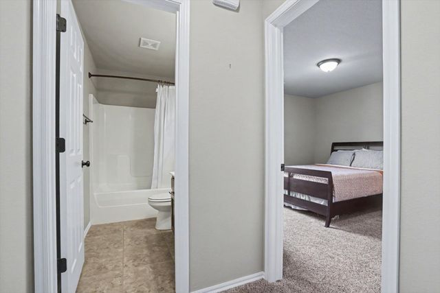 8929 S 254th East Avenue, Broken Arrow, OK 74014