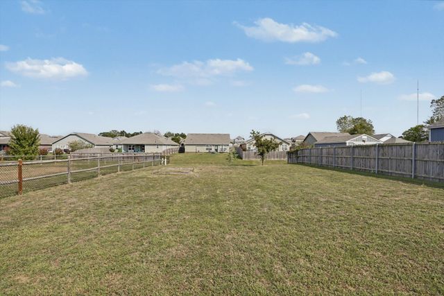 8929 S 254th East Avenue, Broken Arrow, OK 74014