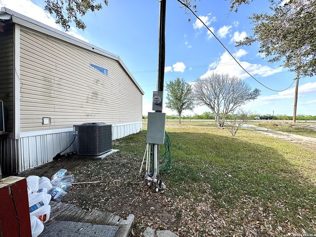 1255 Mount Pleasant, Kingsbury, TX 78638