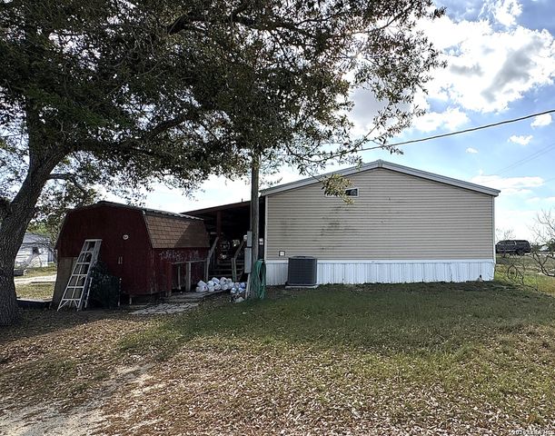 1255 Mount Pleasant, Kingsbury, TX 78638