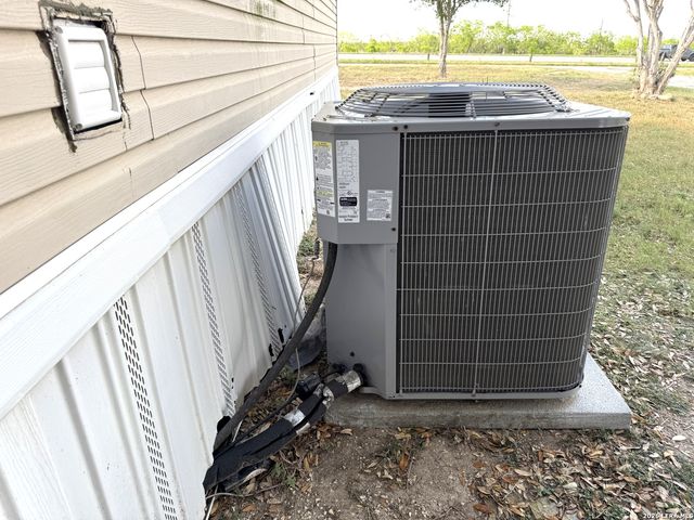 1255 Mount Pleasant, Kingsbury, TX 78638