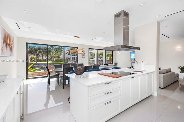 850 Washington Street, Hollywood, FL 33019
