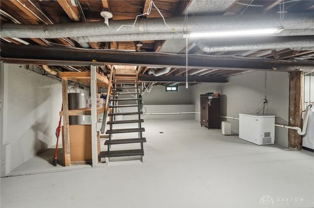 2871 N Waynesville Road, Oregonia, OH 45054