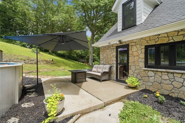 2871 N Waynesville Road, Oregonia, OH 45054