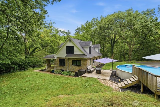 2871 N Waynesville Road, Oregonia, OH 45054