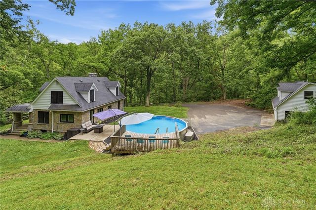 2871 N Waynesville Road, Oregonia, OH 45054