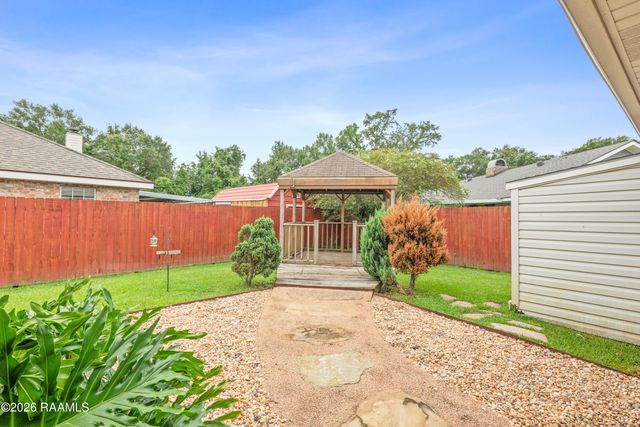 3040 Mark Twain Drive, Maurice, LA 70555
