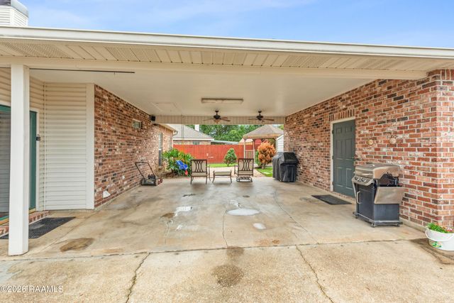 3040 Mark Twain Drive, Maurice, LA 70555