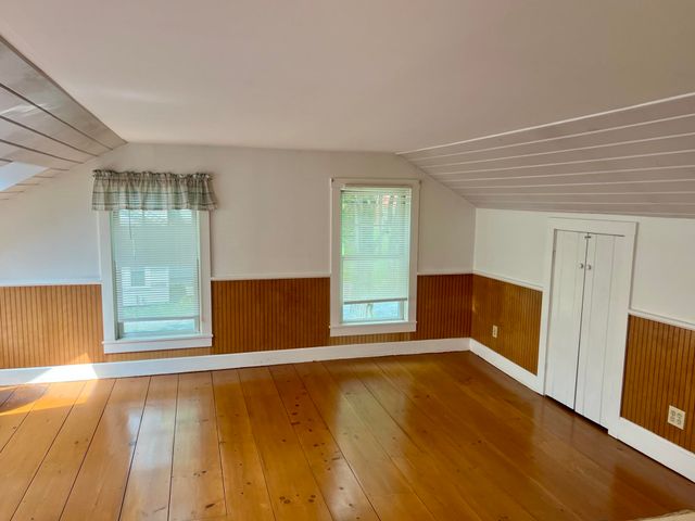 59 East Street, Middletown Springs, VT 05757