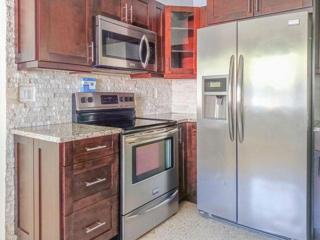305 S Federal Highway 1, Lake Worth Beach, FL 33460