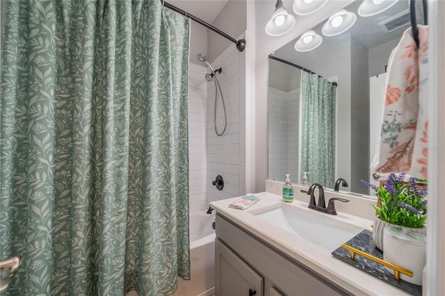 5538 SPANISH MOSS COVE, Bradenton, FL 34203