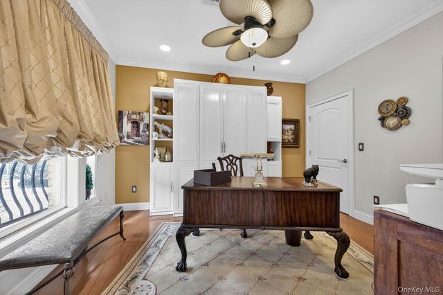 366 Roosevelt Way, Westbury, NY 11590