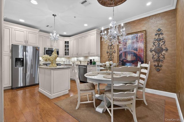 366 Roosevelt Way, Westbury, NY 11590