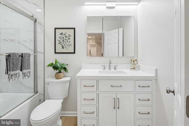 843 E LOMBARD ST, Baltimore, MD 21202