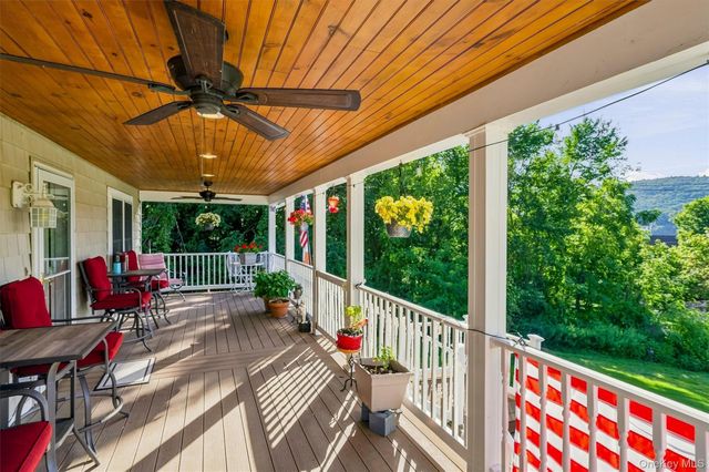 6 E Shore Road, Greenwood Lake, NY 10925