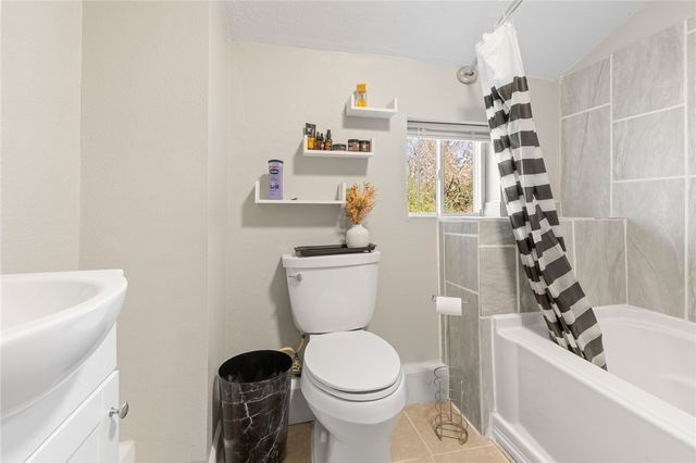 627 S Sherman Avenue, Harrison, AR 72601