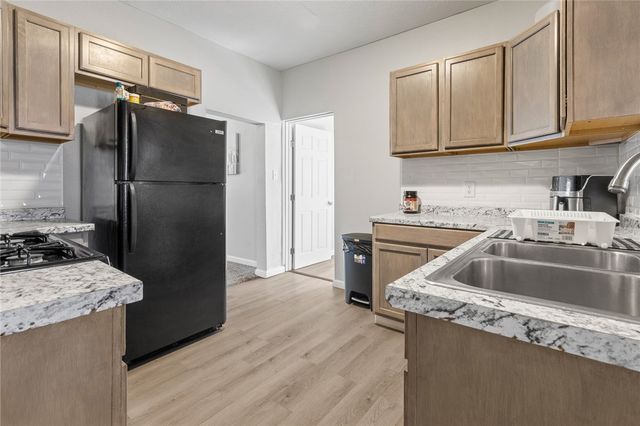 627 S Sherman Avenue, Harrison, AR 72601