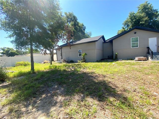 207 AVENUE E SE, Winter Haven, FL 33880