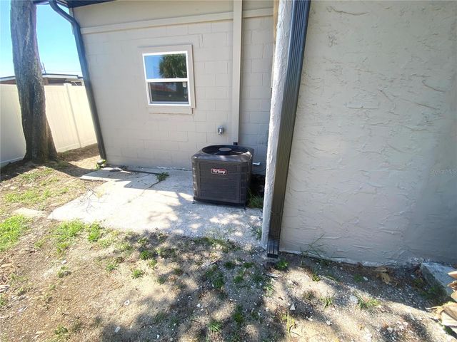 207 AVENUE E SE, Winter Haven, FL 33880