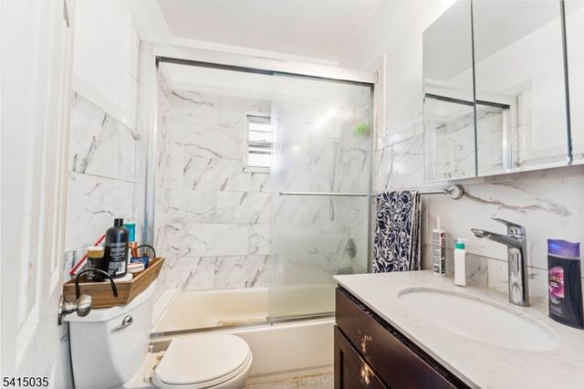 1017 North Ave, Elizabeth City, NJ 07201