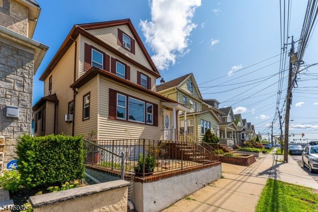 1017 North Ave, Elizabeth City, NJ 07201