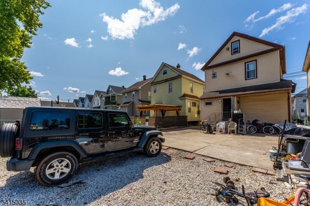 1017 North Ave, Elizabeth City, NJ 07201