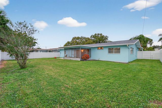 13924 BARBADOS DRIVE, Seminole, FL 33776