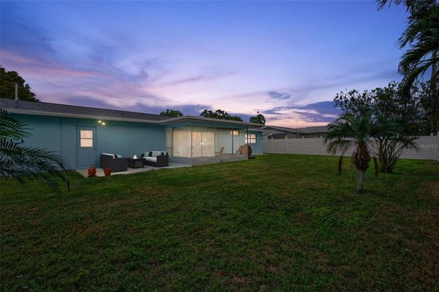 13924 BARBADOS DRIVE, Seminole, FL 33776