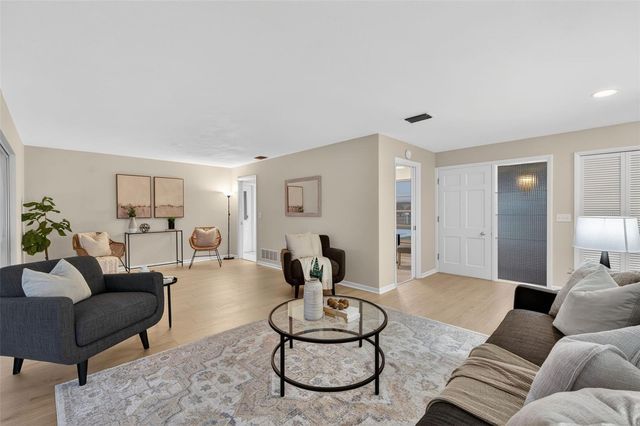 13924 BARBADOS DRIVE, Seminole, FL 33776