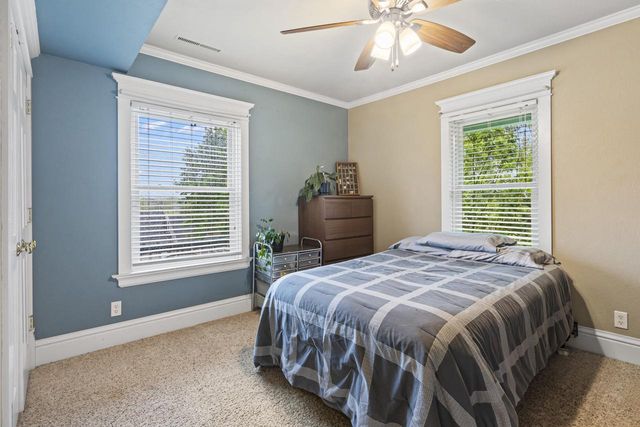 644 S 7th AVENUE, West Bend, WI 53095