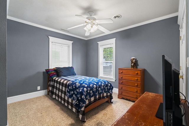 644 S 7th AVENUE, West Bend, WI 53095