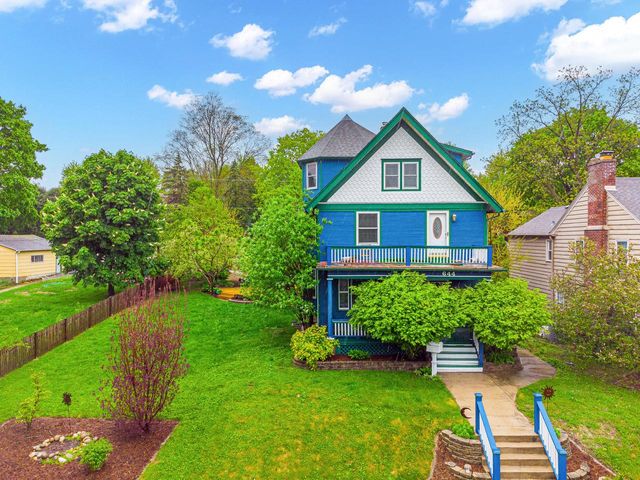 644 S 7th AVENUE, West Bend, WI 53095