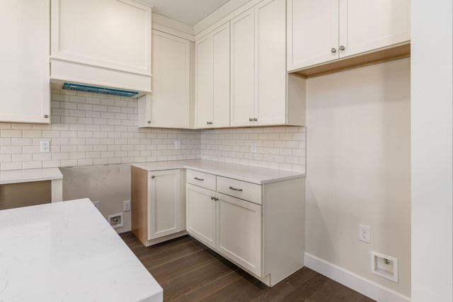 2015 W 5th Avenue, 209, Columbus, OH 43212
