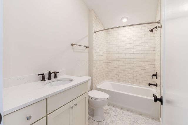 2015 W 5th Avenue, 209, Columbus, OH 43212
